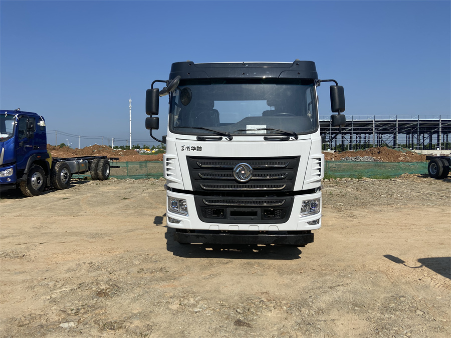 東風(fēng)華神F5（3950，玉柴200）國六 內(nèi)飾照片圖